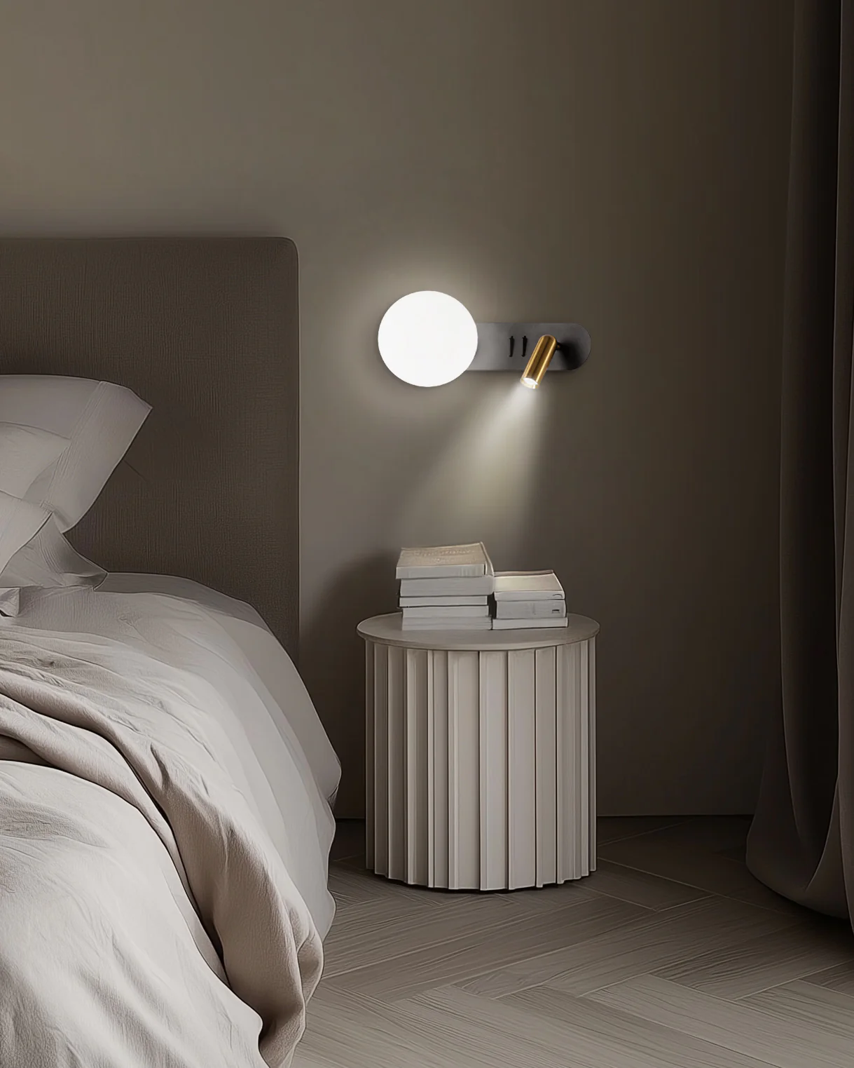 Applique Brass - Nero e ottone