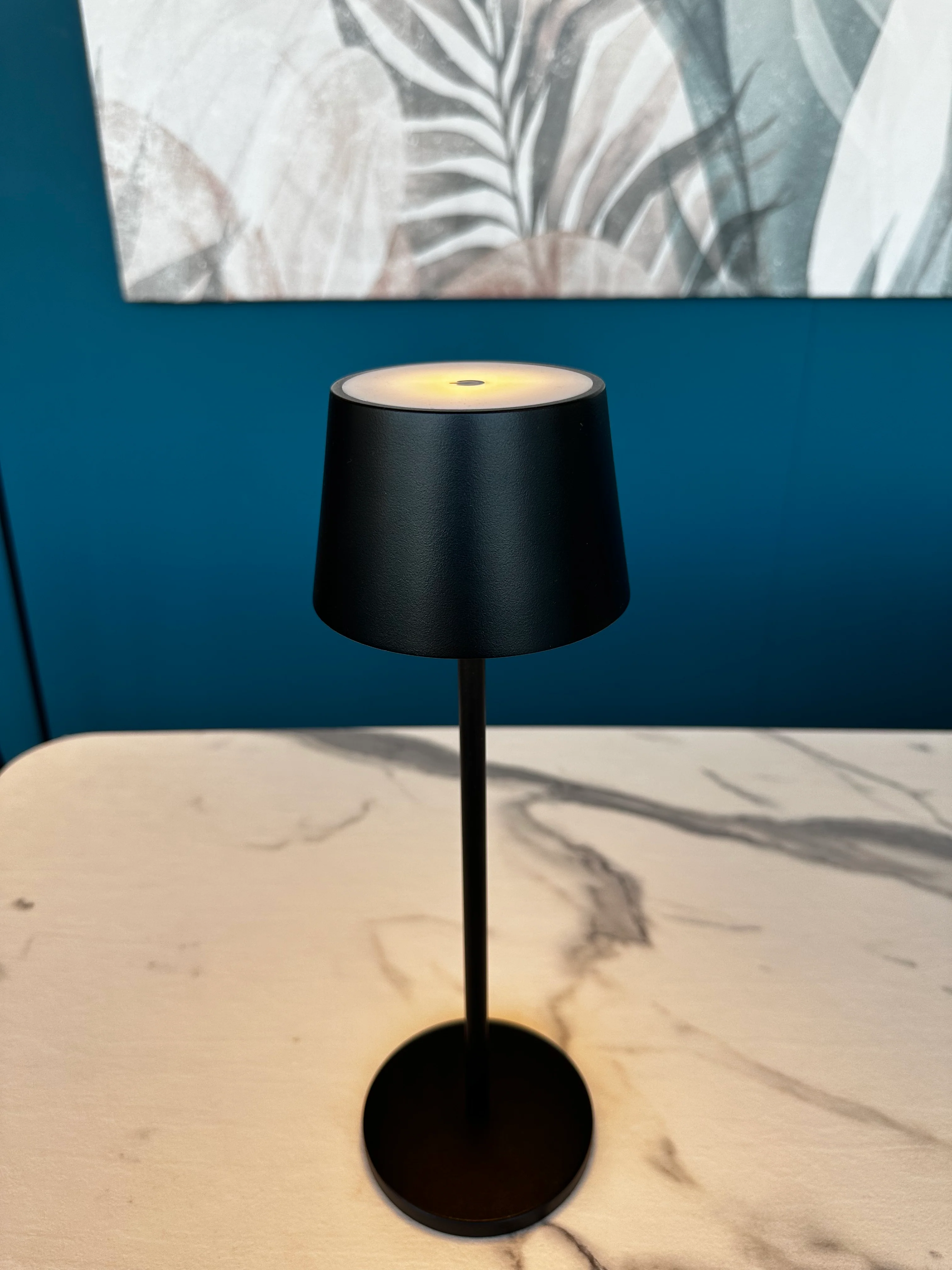 Kelly - Lampada ricaricabile Nera - Image 4